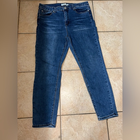2 Pair Indigo Rein Jeans size 15 in excellent condition.Very Stretchy!$10 final - Picture 2 of 7